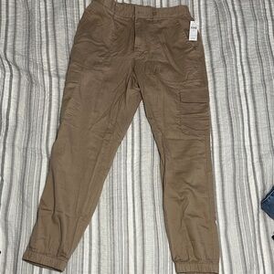 GAP Women's tan Cargo Pants
